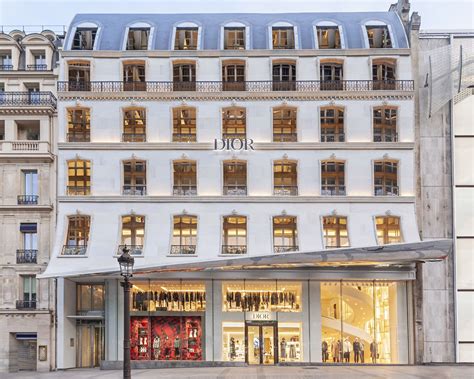 dior paris price|christian dior boutique paris.